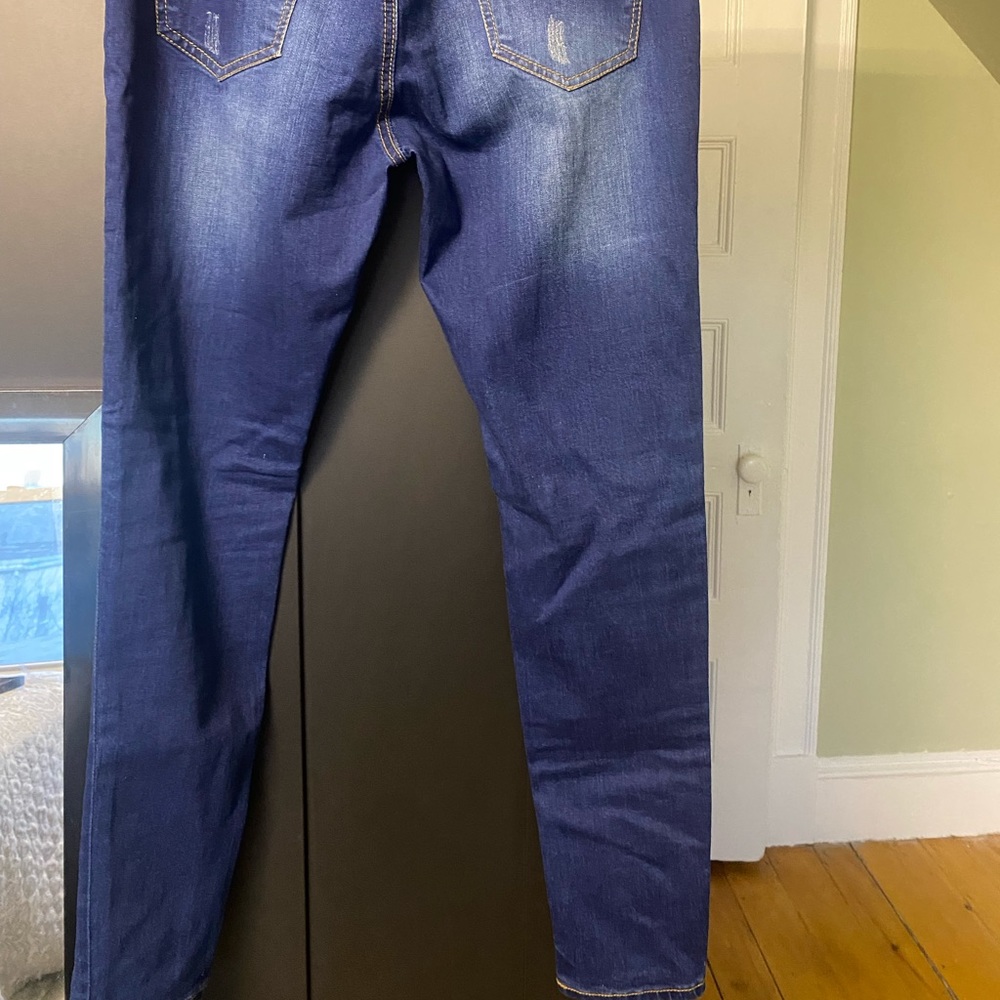 Distressed Blue Jeans - Picture 5 of 6